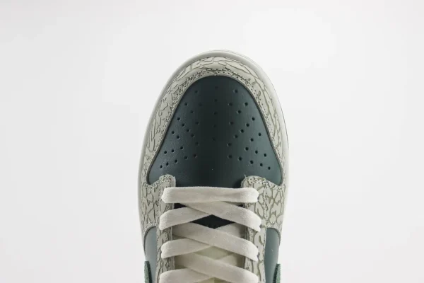 Nike SB Dunk Low - Image 8