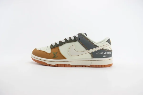 Nike SB Dunk Low x LV