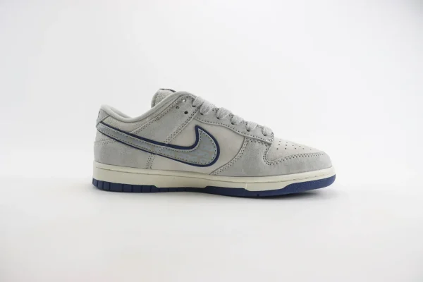 Nike SB Dunk Low x The North Face - Image 3
