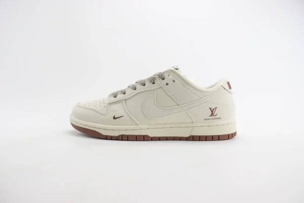 Nike SB Dunk Low x LV