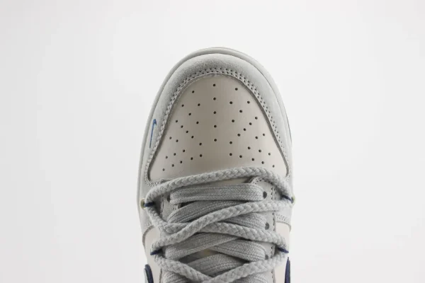 Nike SB Dunk Low x The North Face - Image 8