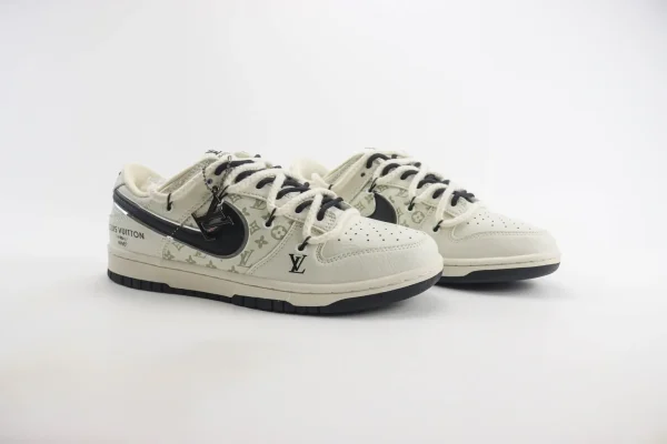 Nike SB Dunk Low x LV - Image 2