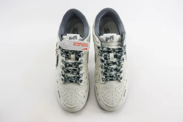 Nike SB Dunk Low x Bape - Image 5