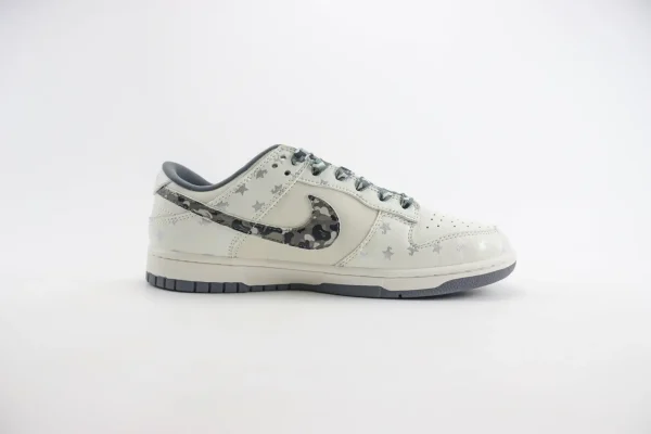 Nike SB Dunk Low x Bape - Image 3