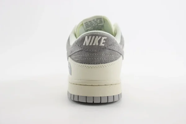 Nike SB Dunk Low x The North Face - Image 6