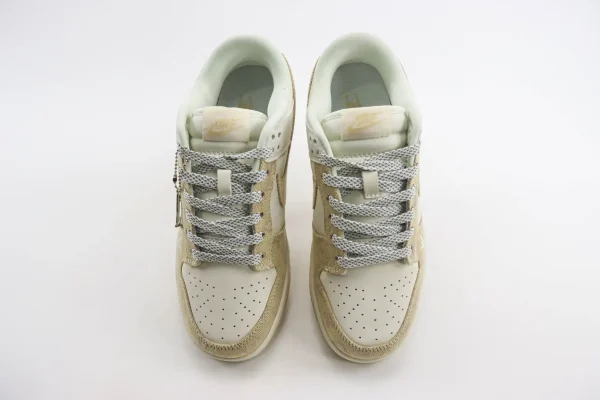 Nike SB Dunk Low x LV - Image 5