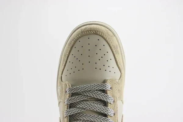 Nike SB Dunk Low x LV - Image 8