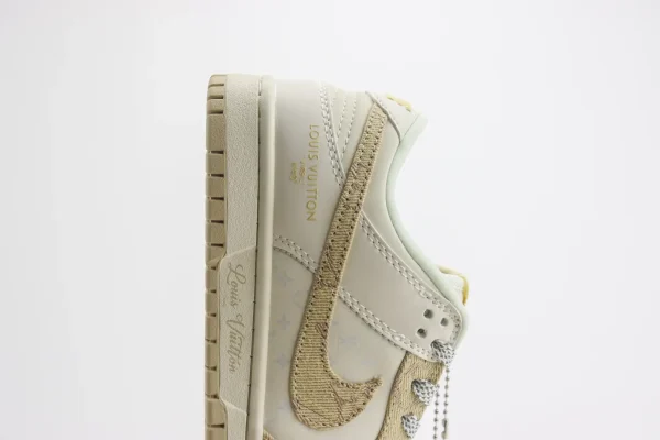 Nike SB Dunk Low x LV - Image 7