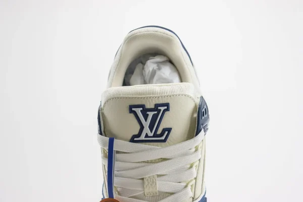 Louis Vuitton Trainer - Image 9