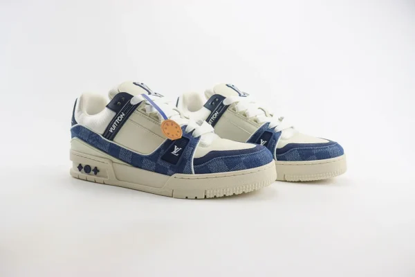 Louis Vuitton Trainer - Image 2