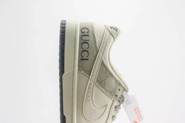 Nike SB Dunk Low x GUCCI - Image 7