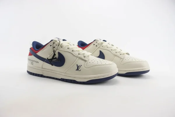 Nike SB Dunk Low x LV - Image 2