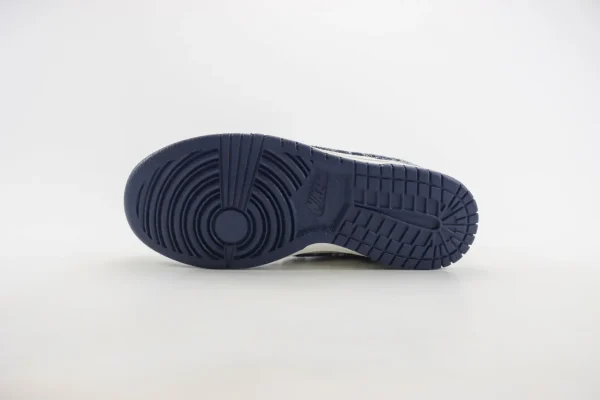 Nike SB Dunk Low x LV - Image 4