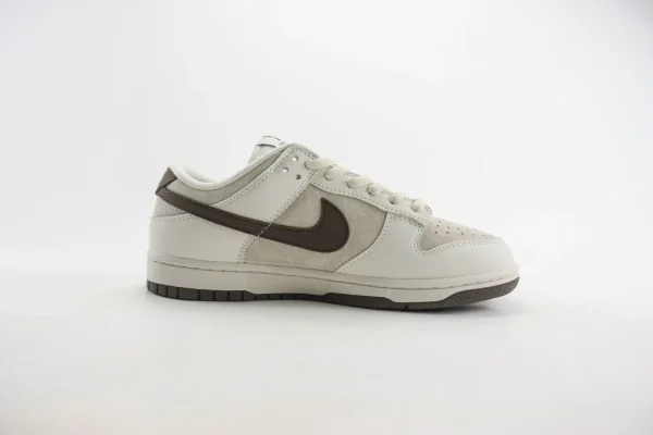 Nike SB Dunk Low x LV - Image 3