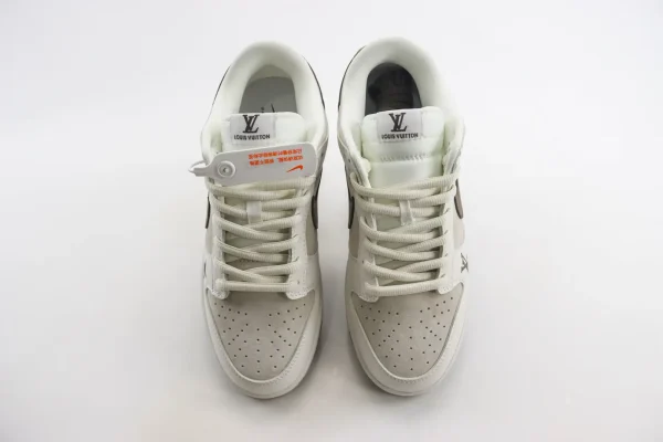 Nike SB Dunk Low x LV - Image 5