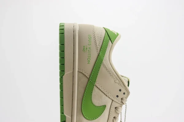 Nike SB Dunk Low x LV - Image 7