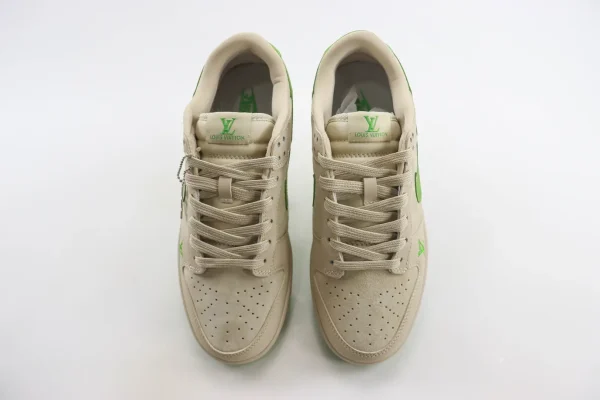 Nike SB Dunk Low x LV - Image 5