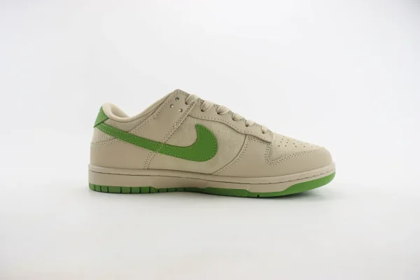Nike SB Dunk Low x LV - Image 3