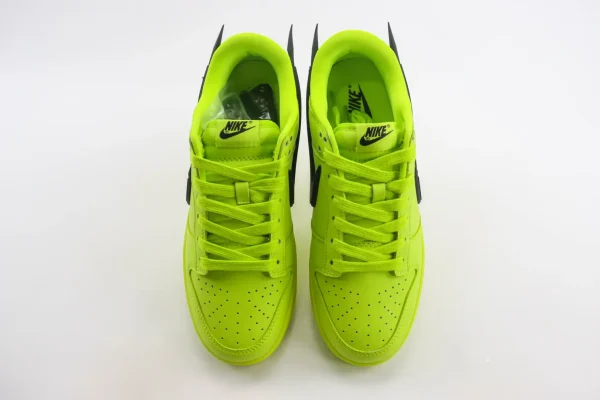 Nike SB Dunk Low x Bape - Image 5
