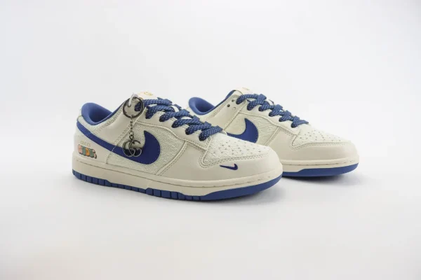 Nike SB Dunk Low x GUCCI - Image 2