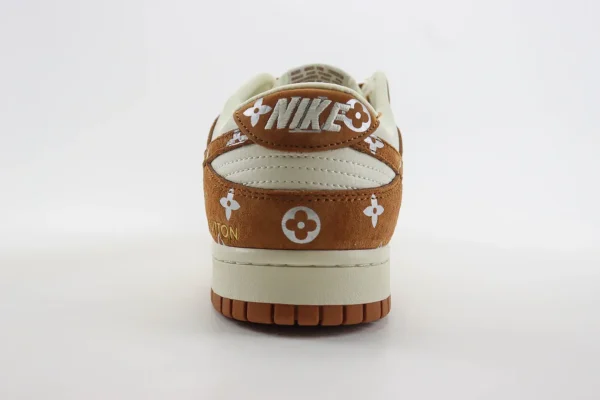 Nike SB Dunk Low x LV - Image 6