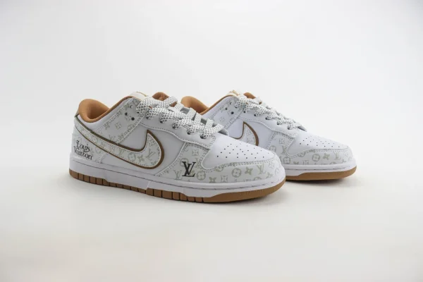 Nike SB Dunk Low x LV - Image 2