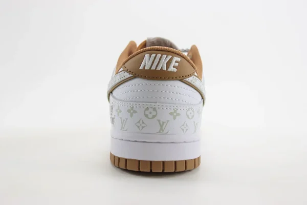 Nike SB Dunk Low x LV - Image 6