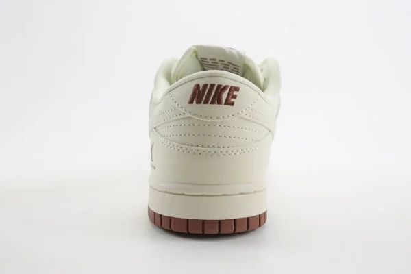 Nike SB Dunk Low x LV - Image 6
