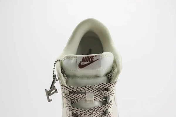Nike SB Dunk Low x LV - Image 9