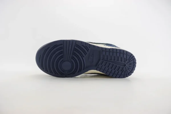 Nike SB Dunk Low x LV - Image 4
