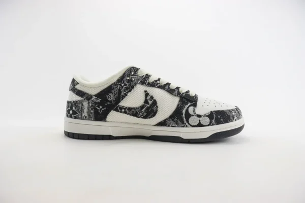 Nike SB Dunk Low x LV - Image 3