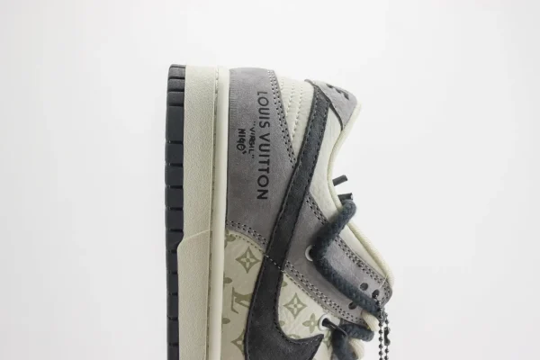 Nike SB Dunk Low x LV - Image 7