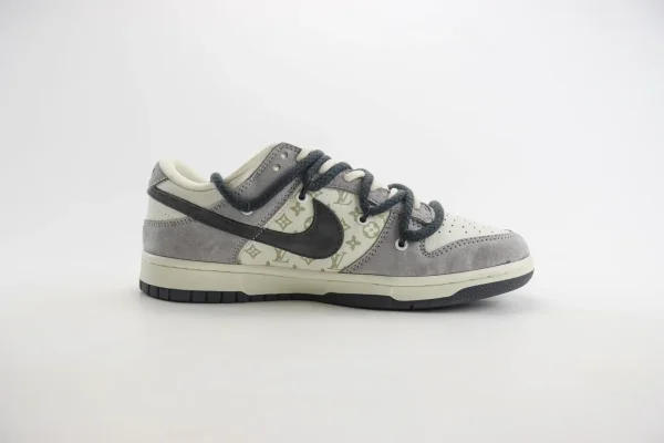 Nike SB Dunk Low x LV - Image 3