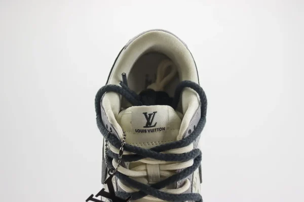 Nike SB Dunk Low x LV - Image 9