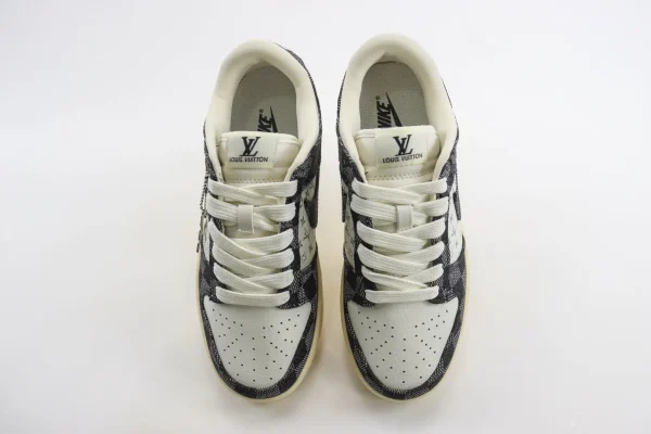 Nike SB Dunk Low x LV - Image 5