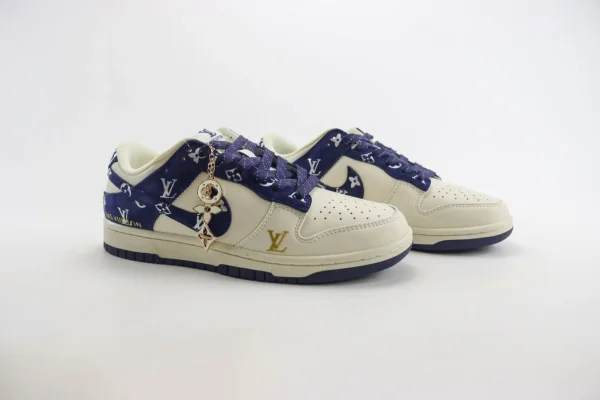 Nike SB Dunk Low x LV - Image 2