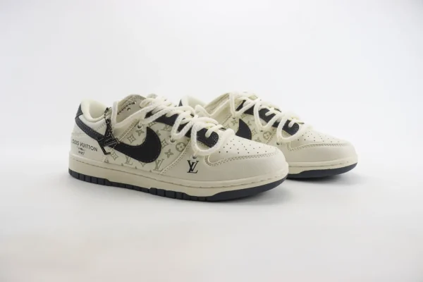 Nike SB Dunk Low x LV - Image 2