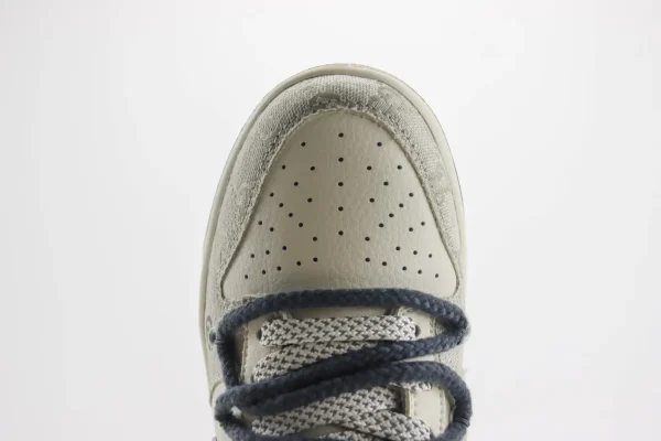 Nike SB Dunk Low x GUCCI - Image 8