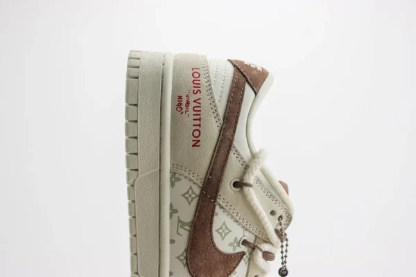 Nike SB Dunk Low x LV - Image 7