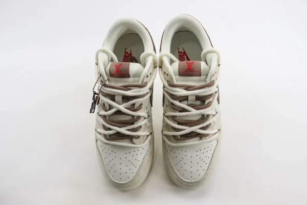 Nike SB Dunk Low x LV - Image 5