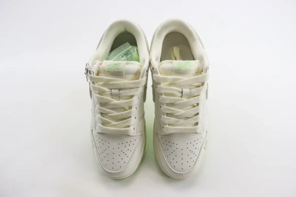 Nike SB Dunk Low x Bape - Image 5