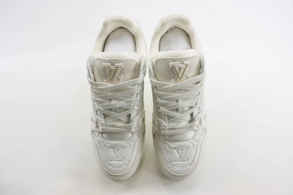 Nike SB Dunk Low x LV - Image 5
