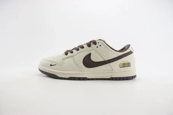Nike SB Dunk Low x GUCCI
