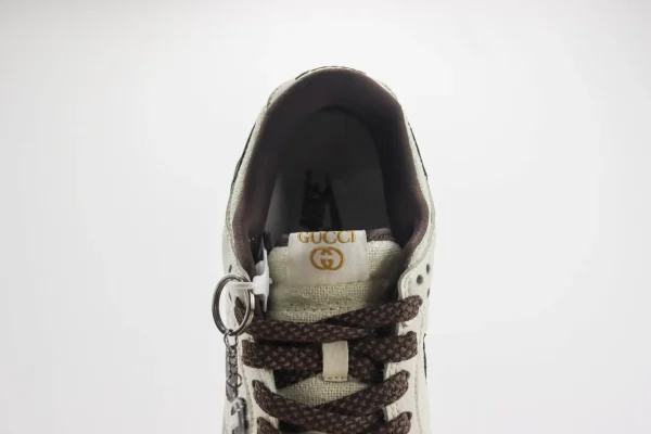 Nike SB Dunk Low x GUCCI - Image 9