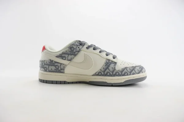 Nike SB Dunk Low x Dior - Image 3