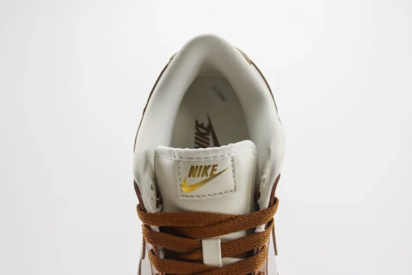 Nike SB Dunk Low - Image 9