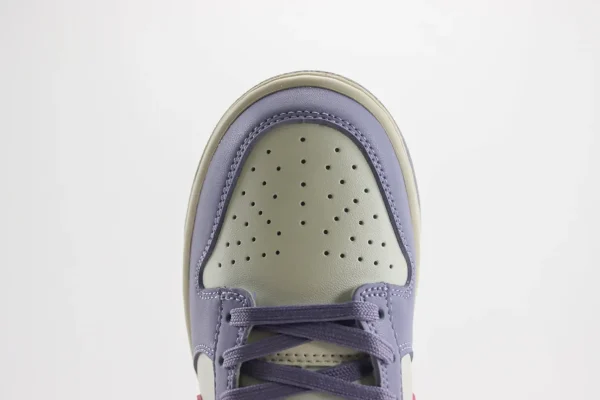 Nike SB Dunk Low - Image 8