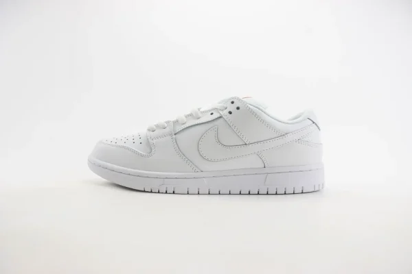 Nike SB Dunk Low