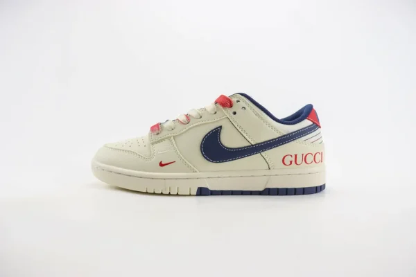 Nike SB Dunk Low x GUCCI