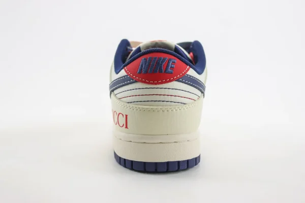 Nike SB Dunk Low x GUCCI - Image 6